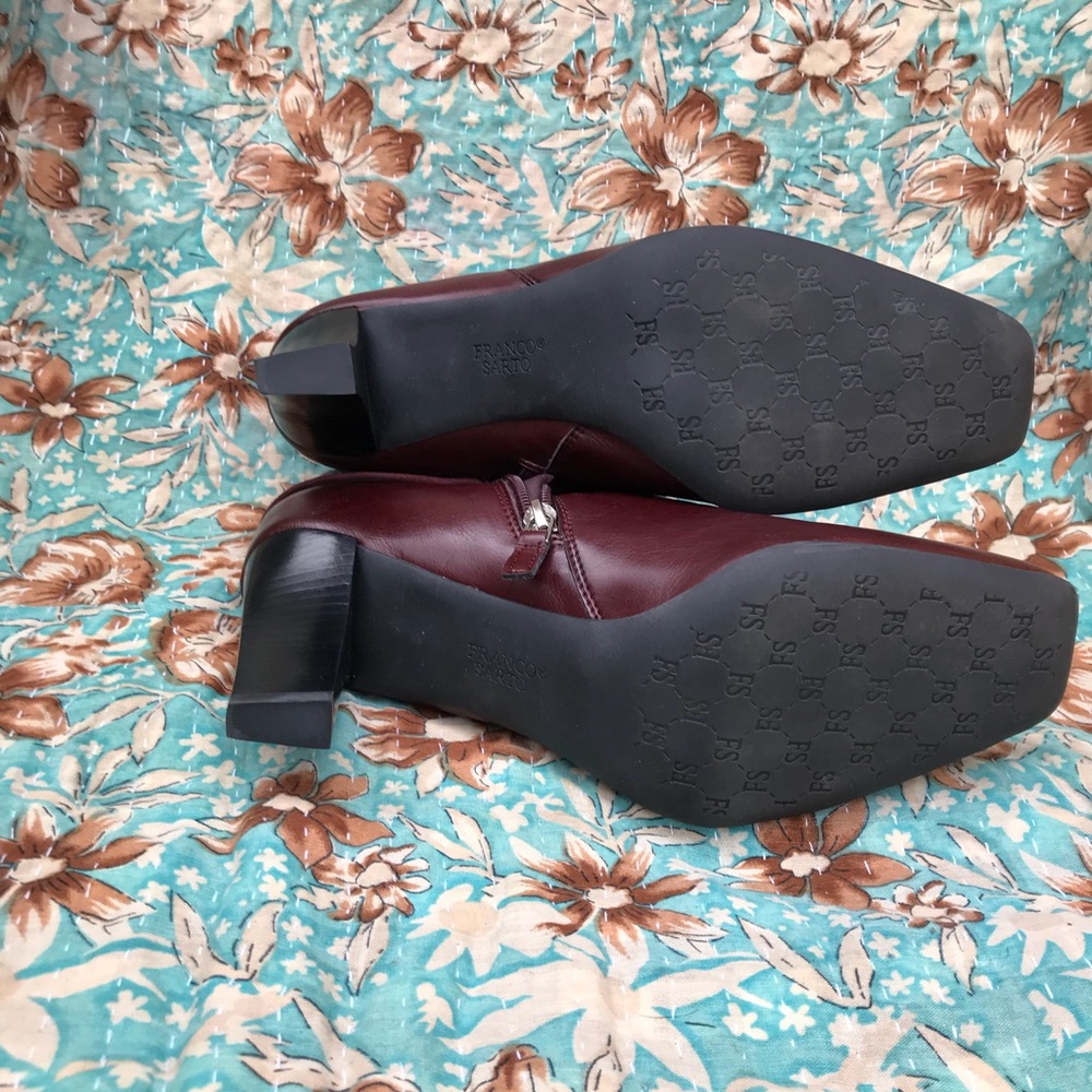 Franco Sarto Maroon Heeled Booties 9 1/2 ❤️ - Picture 8 of 8
